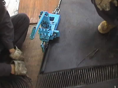 现场钢丝带粘接